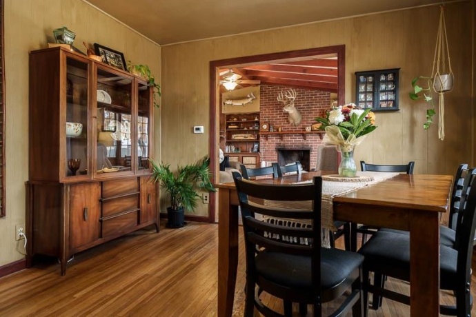 6408 1st, LOVES PARK, Illinois 61111, 4 Bedrooms Bedrooms, ,2 BathroomsBathrooms,House,For Sale,1st,202507328