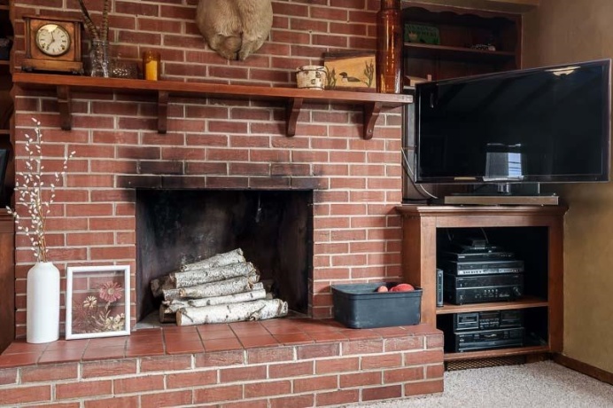 6408 1st, LOVES PARK, Illinois 61111, 4 Bedrooms Bedrooms, ,2 BathroomsBathrooms,House,For Sale,1st,202507328