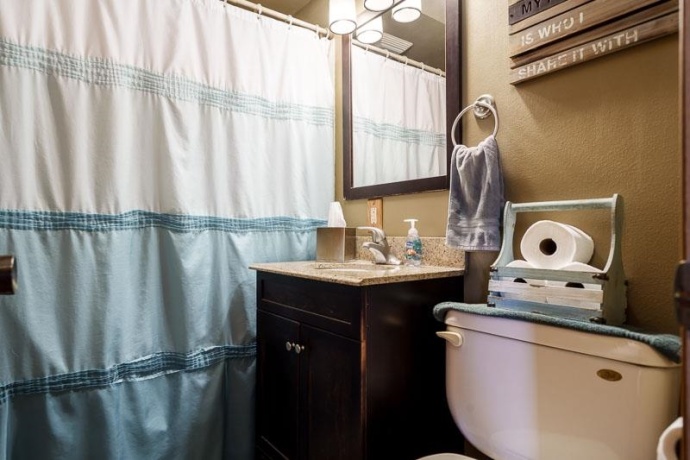 6408 1st, LOVES PARK, Illinois 61111, 4 Bedrooms Bedrooms, ,2 BathroomsBathrooms,House,For Sale,1st,202507328