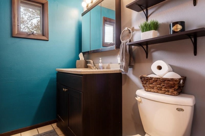 6408 1st, LOVES PARK, Illinois 61111, 4 Bedrooms Bedrooms, ,2 BathroomsBathrooms,House,For Sale,1st,202507328