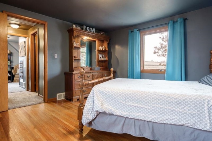 6408 1st, LOVES PARK, Illinois 61111, 4 Bedrooms Bedrooms, ,2 BathroomsBathrooms,House,For Sale,1st,202507328