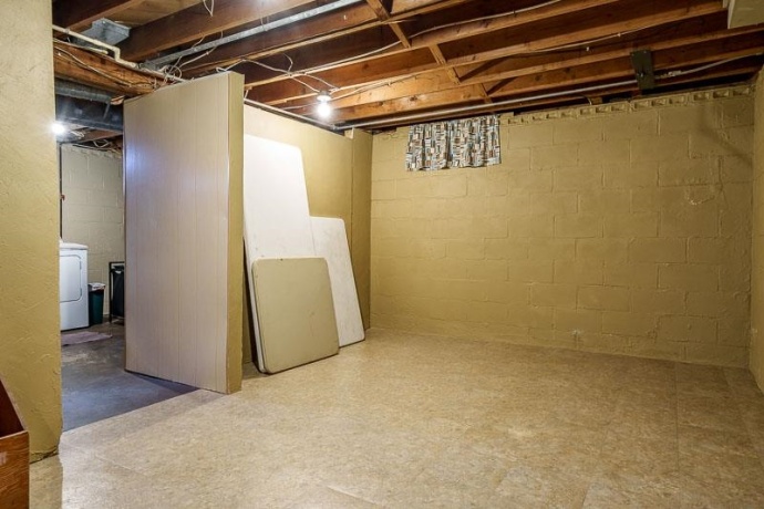 6408 1st, LOVES PARK, Illinois 61111, 4 Bedrooms Bedrooms, ,2 BathroomsBathrooms,House,For Sale,1st,202507328