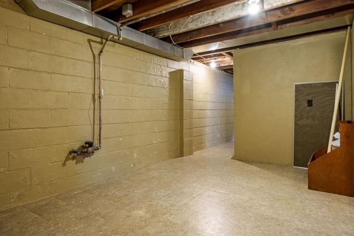 6408 1st, LOVES PARK, Illinois 61111, 4 Bedrooms Bedrooms, ,2 BathroomsBathrooms,House,For Sale,1st,202507328