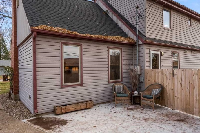 6408 1st, LOVES PARK, Illinois 61111, 4 Bedrooms Bedrooms, ,2 BathroomsBathrooms,House,For Sale,1st,202507328