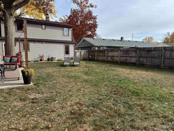 6408 1st, LOVES PARK, Illinois 61111, 4 Bedrooms Bedrooms, ,2 BathroomsBathrooms,House,For Sale,1st,202507328