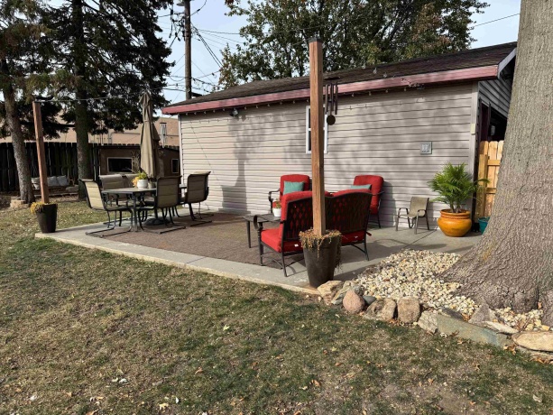 6408 1st, LOVES PARK, Illinois 61111, 4 Bedrooms Bedrooms, ,2 BathroomsBathrooms,House,For Sale,1st,202507328