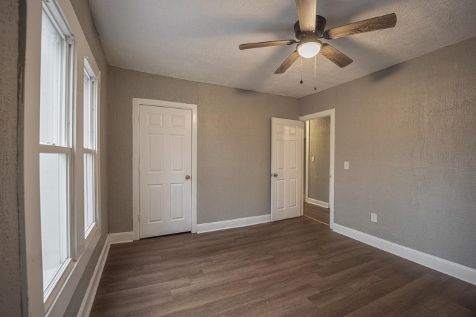 1309 Benton, ROCKFORD, Illinois 61107, 3 Bedrooms Bedrooms, ,1 BathroomBathrooms,House,For Sale,Benton,202507329