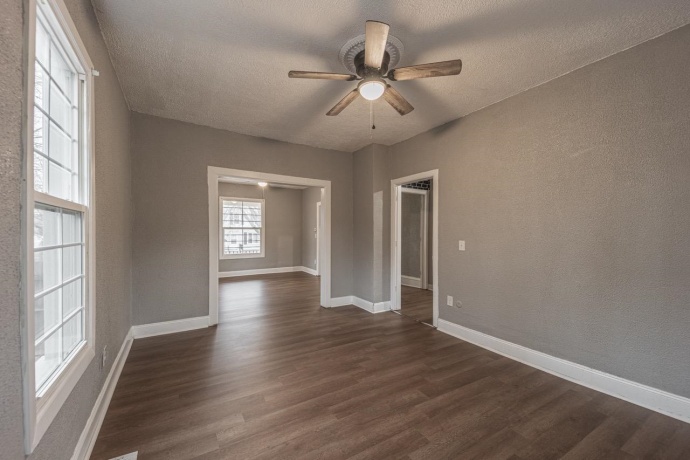 1309 Benton, ROCKFORD, Illinois 61107, 3 Bedrooms Bedrooms, ,1 BathroomBathrooms,House,For Sale,Benton,202507329