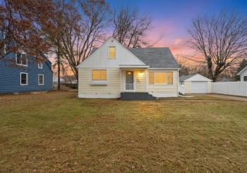 2111 Bell, ROCKFORD, Illinois 61103, 4 Bedrooms Bedrooms, ,3 BathroomsBathrooms,House,For Sale,Bell,202507330