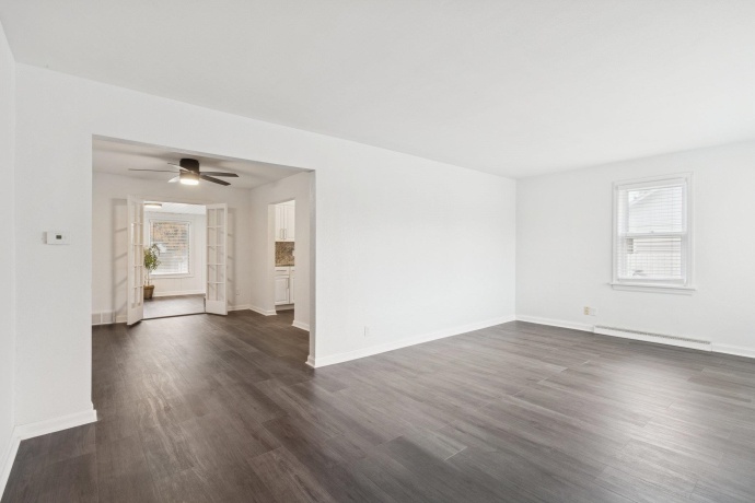 2111 Bell, ROCKFORD, Illinois 61103, 4 Bedrooms Bedrooms, ,3 BathroomsBathrooms,House,For Sale,Bell,202507330