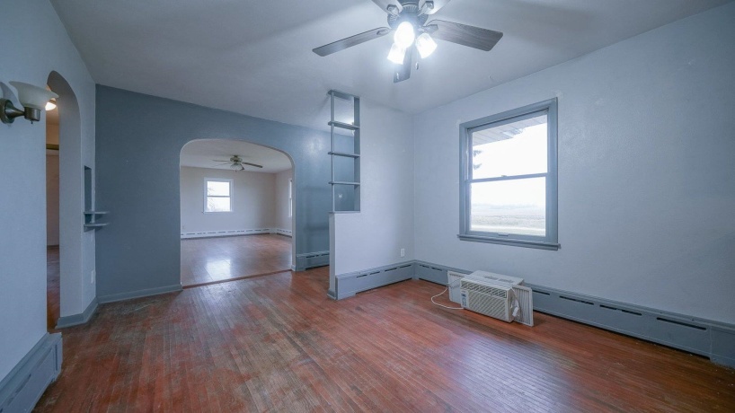 2610 Klinger, PECATONICA, Illinois 61063, 2 Bedrooms Bedrooms, ,1 BathroomBathrooms,House,For Sale,Klinger,202507331