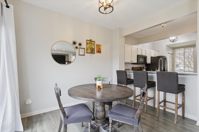 7326 Mabels, LOVES PARK, Illinois 61111, 3 Bedrooms Bedrooms, ,2 BathroomsBathrooms,Condominium,For Sale,Mabels,202507332