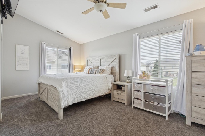 7326 Mabels, LOVES PARK, Illinois 61111, 3 Bedrooms Bedrooms, ,2 BathroomsBathrooms,Condominium,For Sale,Mabels,202507332