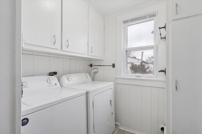 1212 10th, ROCKFORD, Illinois 61104, 3 Bedrooms Bedrooms, ,1 BathroomBathrooms,House,For Sale,10th,202507334