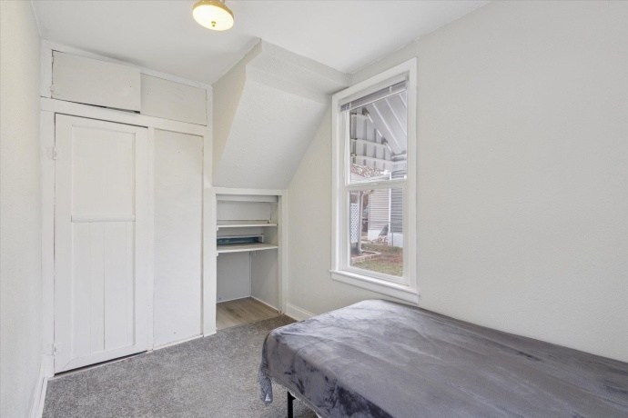 1212 10th, ROCKFORD, Illinois 61104, 3 Bedrooms Bedrooms, ,1 BathroomBathrooms,House,For Sale,10th,202507334