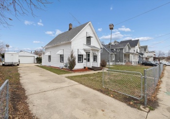 1212 10th, ROCKFORD, Illinois 61104, 3 Bedrooms Bedrooms, ,1 BathroomBathrooms,House,For Sale,10th,202507334