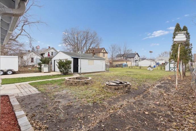 1212 10th, ROCKFORD, Illinois 61104, 3 Bedrooms Bedrooms, ,1 BathroomBathrooms,House,For Sale,10th,202507334