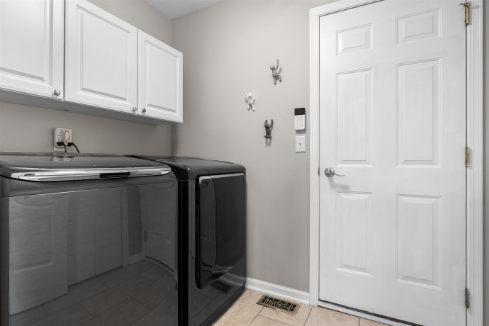 5576 Karakul, ROSCOE, Illinois 61073, 3 Bedrooms Bedrooms, ,2 BathroomsBathrooms,House,For Sale,Karakul,202507337