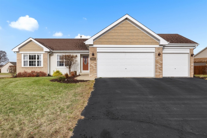 5576 Karakul, ROSCOE, Illinois 61073, 3 Bedrooms Bedrooms, ,2 BathroomsBathrooms,House,For Sale,Karakul,202507337