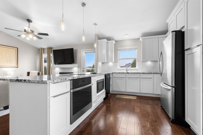 5576 Karakul, ROSCOE, Illinois 61073, 3 Bedrooms Bedrooms, ,2 BathroomsBathrooms,House,For Sale,Karakul,202507337