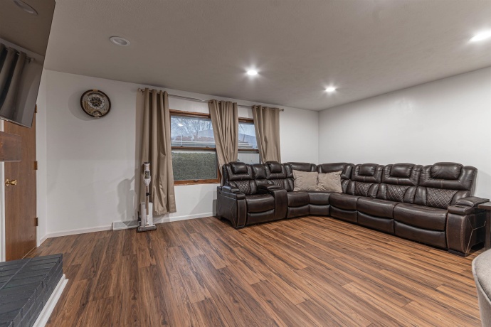 2731 Wendy, ROCKFORD, Illinois 61109, 3 Bedrooms Bedrooms, ,3 BathroomsBathrooms,House,For Sale,Wendy,202507338