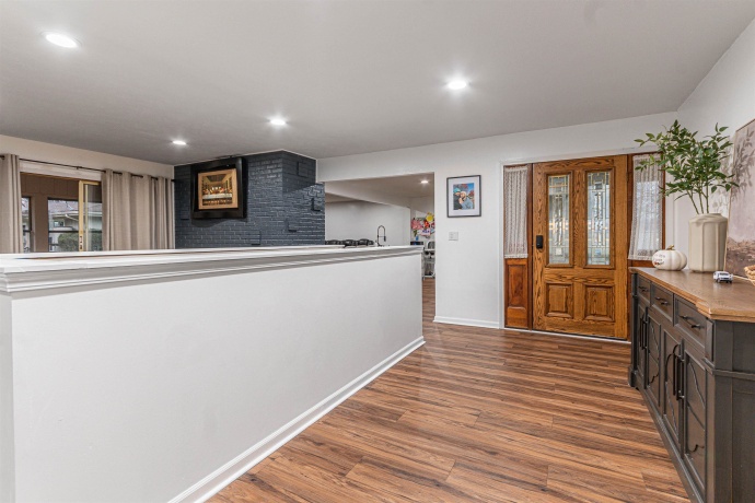 2731 Wendy, ROCKFORD, Illinois 61109, 3 Bedrooms Bedrooms, ,3 BathroomsBathrooms,House,For Sale,Wendy,202507338