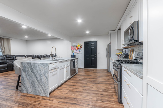 2731 Wendy, ROCKFORD, Illinois 61109, 3 Bedrooms Bedrooms, ,3 BathroomsBathrooms,House,For Sale,Wendy,202507338