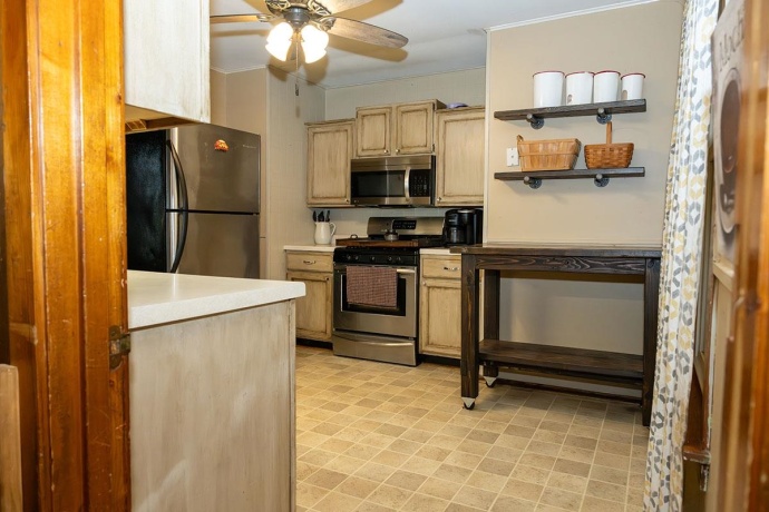 503 2ND, BYRON, Illinois 61010, 2 Bedrooms Bedrooms, ,1 BathroomBathrooms,House,For Sale,2ND,202507345