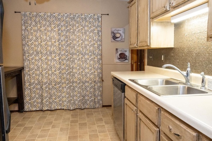 503 2ND, BYRON, Illinois 61010, 2 Bedrooms Bedrooms, ,1 BathroomBathrooms,House,For Sale,2ND,202507345