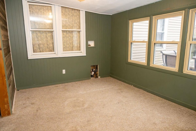 503 2ND, BYRON, Illinois 61010, 2 Bedrooms Bedrooms, ,1 BathroomBathrooms,House,For Sale,2ND,202507345