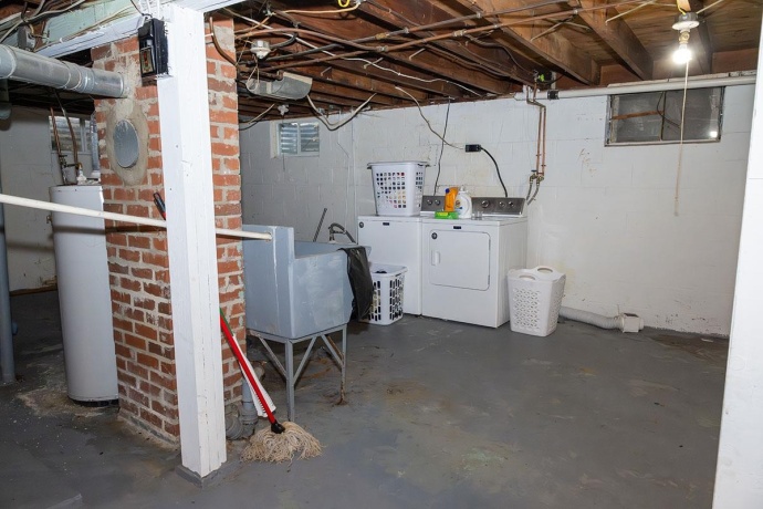 503 2ND, BYRON, Illinois 61010, 2 Bedrooms Bedrooms, ,1 BathroomBathrooms,House,For Sale,2ND,202507345