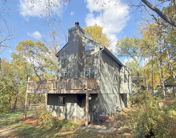 5 Cayuga, GALENA, Illinois 61036, 2 Bedrooms Bedrooms, ,2 BathroomsBathrooms,House,For Sale,Cayuga,202502157