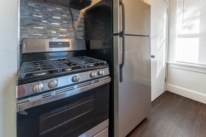 210 Stewart, ROCKFORD, Illinois 61102, 2 Bedrooms Bedrooms, ,1 BathroomBathrooms,House,For Sale,Stewart,202506827