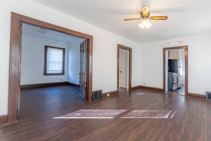 210 Stewart, ROCKFORD, Illinois 61102, 2 Bedrooms Bedrooms, ,1 BathroomBathrooms,House,For Sale,Stewart,202506827