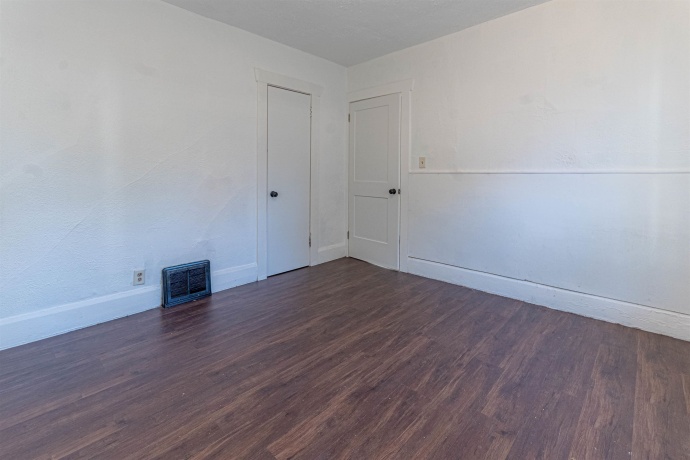 210 Stewart, ROCKFORD, Illinois 61102, 2 Bedrooms Bedrooms, ,1 BathroomBathrooms,House,For Sale,Stewart,202506827