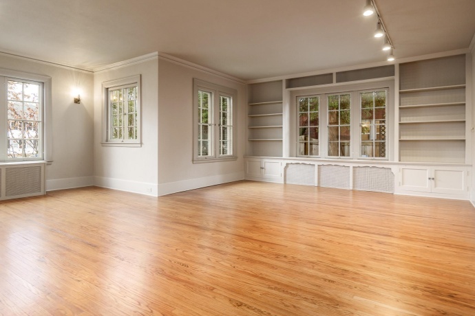 2326 CLINTON, ROCKFORD, Illinois 61103, 4 Bedrooms Bedrooms, ,2 BathroomsBathrooms,House,For Sale,CLINTON,202507352