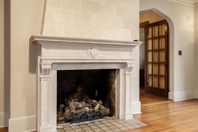 2326 CLINTON, ROCKFORD, Illinois 61103, 4 Bedrooms Bedrooms, ,2 BathroomsBathrooms,House,For Sale,CLINTON,202507352