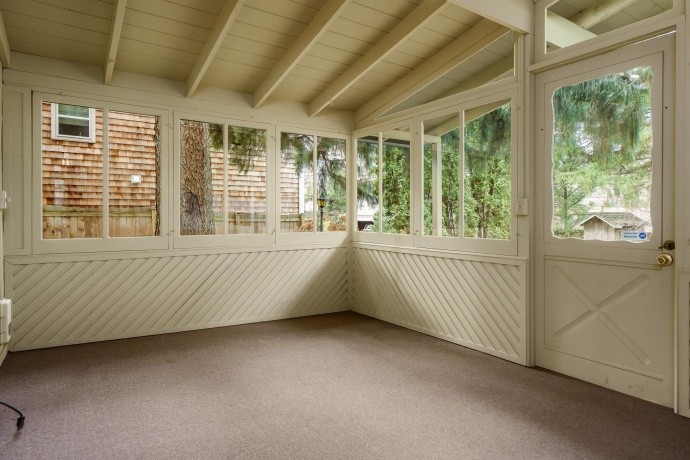 2326 CLINTON, ROCKFORD, Illinois 61103, 4 Bedrooms Bedrooms, ,2 BathroomsBathrooms,House,For Sale,CLINTON,202507352