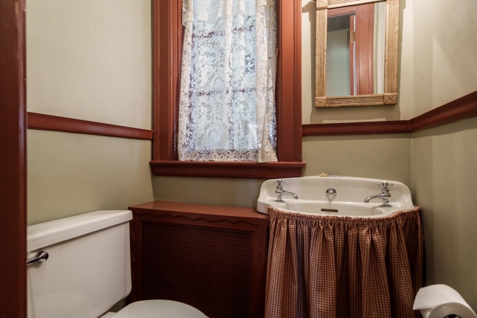 2326 CLINTON, ROCKFORD, Illinois 61103, 4 Bedrooms Bedrooms, ,2 BathroomsBathrooms,House,For Sale,CLINTON,202507352