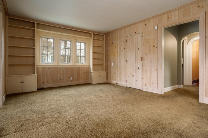 2326 CLINTON, ROCKFORD, Illinois 61103, 4 Bedrooms Bedrooms, ,2 BathroomsBathrooms,House,For Sale,CLINTON,202507352