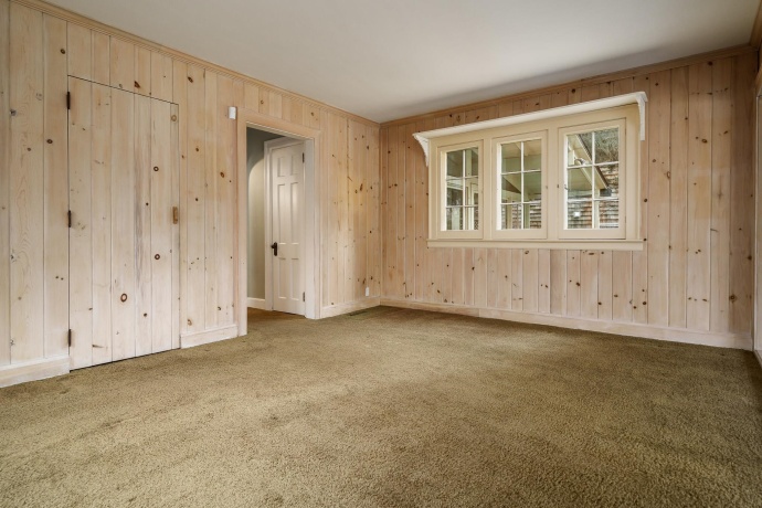 2326 CLINTON, ROCKFORD, Illinois 61103, 4 Bedrooms Bedrooms, ,2 BathroomsBathrooms,House,For Sale,CLINTON,202507352