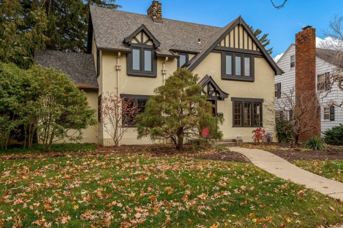 2326 CLINTON, ROCKFORD, Illinois 61103, 4 Bedrooms Bedrooms, ,2 BathroomsBathrooms,House,For Sale,CLINTON,202507352