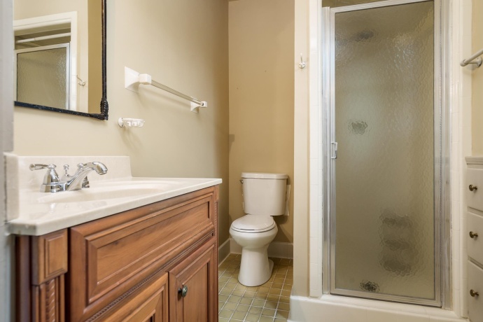 2326 CLINTON, ROCKFORD, Illinois 61103, 4 Bedrooms Bedrooms, ,2 BathroomsBathrooms,House,For Sale,CLINTON,202507352