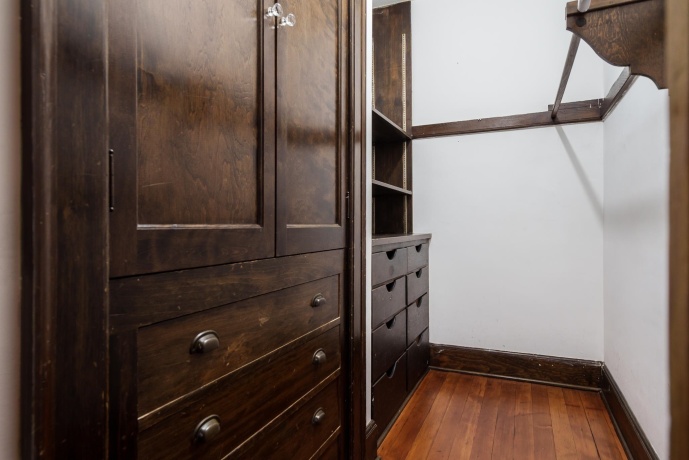 2326 CLINTON, ROCKFORD, Illinois 61103, 4 Bedrooms Bedrooms, ,2 BathroomsBathrooms,House,For Sale,CLINTON,202507352