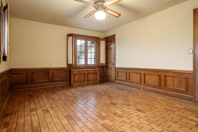 2326 CLINTON, ROCKFORD, Illinois 61103, 4 Bedrooms Bedrooms, ,2 BathroomsBathrooms,House,For Sale,CLINTON,202507352