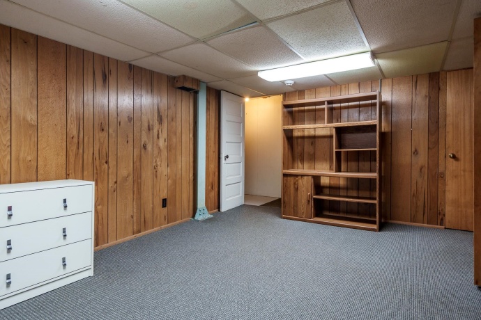 2326 CLINTON, ROCKFORD, Illinois 61103, 4 Bedrooms Bedrooms, ,2 BathroomsBathrooms,House,For Sale,CLINTON,202507352