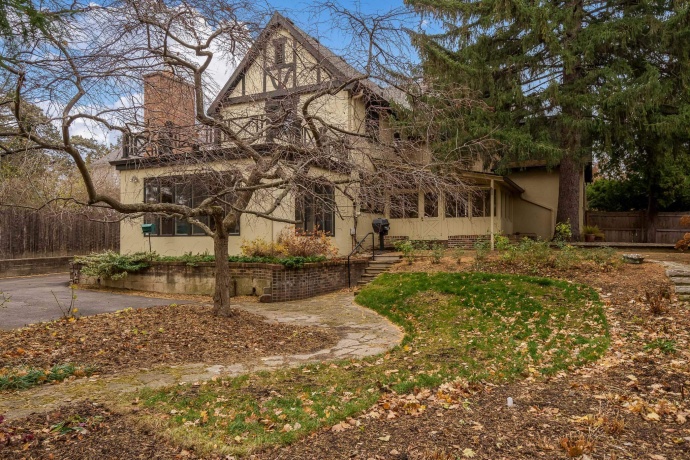 2326 CLINTON, ROCKFORD, Illinois 61103, 4 Bedrooms Bedrooms, ,2 BathroomsBathrooms,House,For Sale,CLINTON,202507352