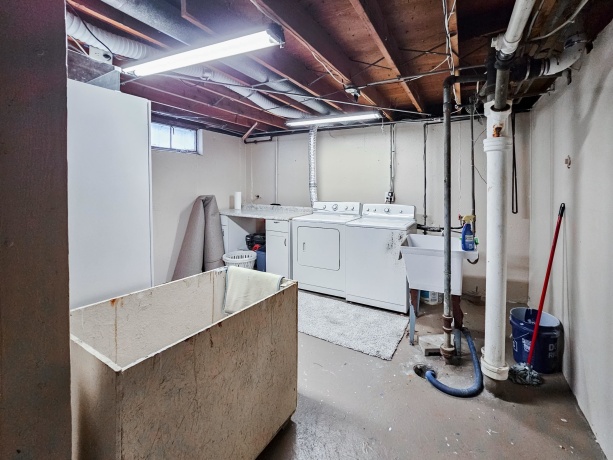 1105 Colonial, MACHESNEY PARK, Illinois 61115, 3 Bedrooms Bedrooms, ,1 BathroomBathrooms,House,For Sale,Colonial,202507353