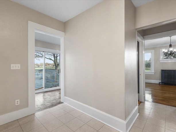 634 13th, ROCKFORD, Illinois 61104, 3 Bedrooms Bedrooms, ,2 BathroomsBathrooms,House,For Sale,13th,202507359