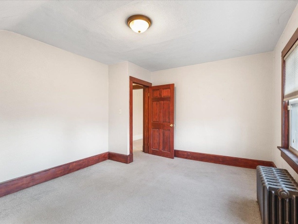 634 13th, ROCKFORD, Illinois 61104, 3 Bedrooms Bedrooms, ,2 BathroomsBathrooms,House,For Sale,13th,202507359